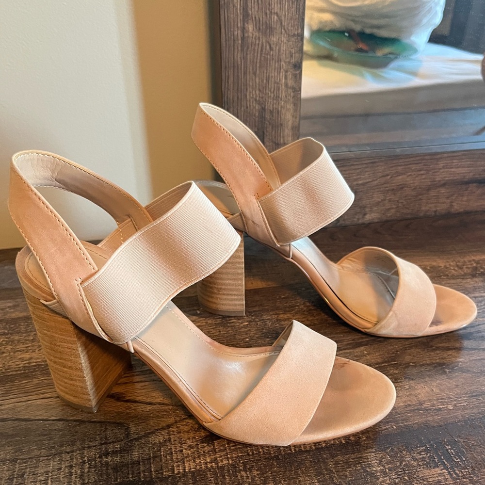 Light pink/nude Aldo block heels